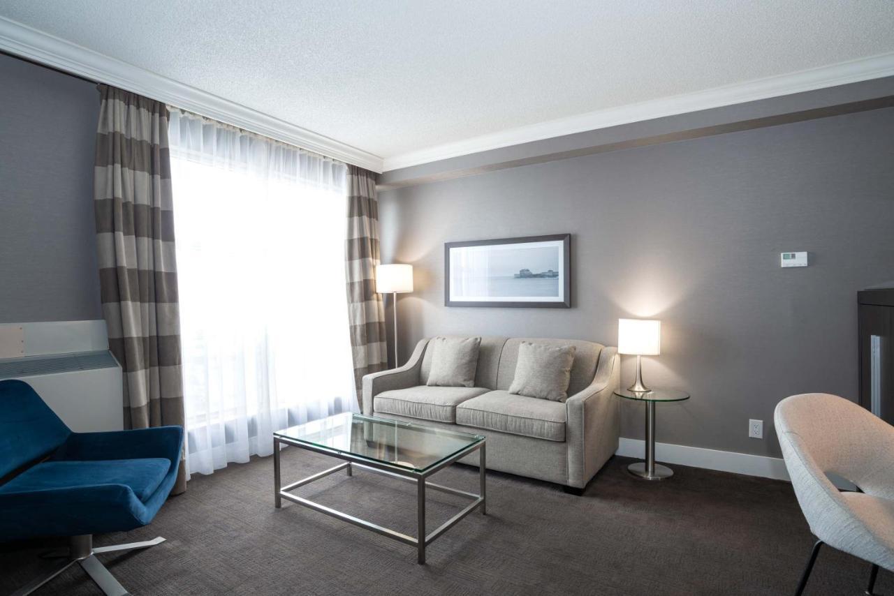 Sandman Signature Mississauga Hotel Exterior photo