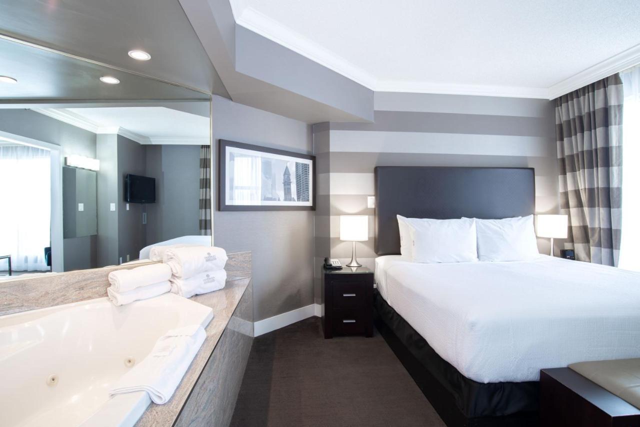 Sandman Signature Mississauga Hotel Exterior photo