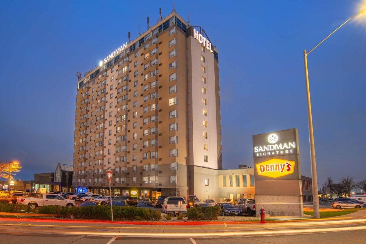 Sandman Signature Mississauga Hotel Exterior photo
